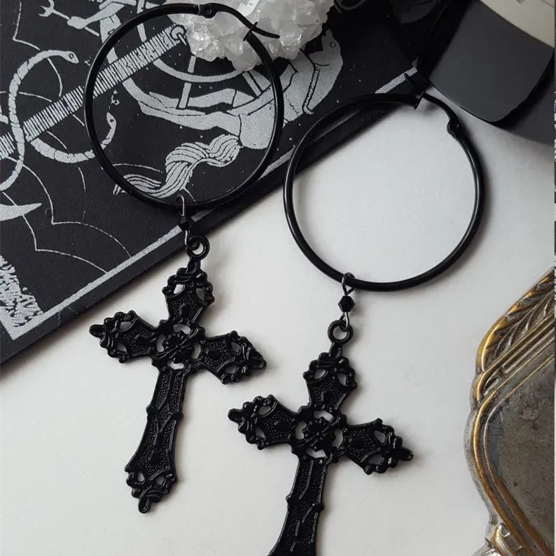 Collier Gothique Croix Noire – Chaîne à Billes – Image 6