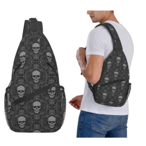 Sac Bandouliere Gothique a Motifs Cranes