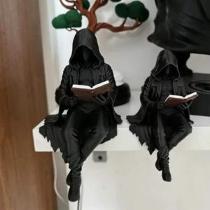 Statuette Gothique du Lecteur à Capuche – 12 cm