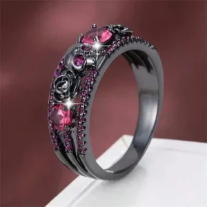 Bague Gothique Crane Rose et Pierres Rouges