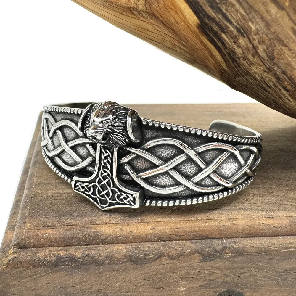 Bracelet Gothique Lion et Marteau – Bangle Acier Noir – Image 3
