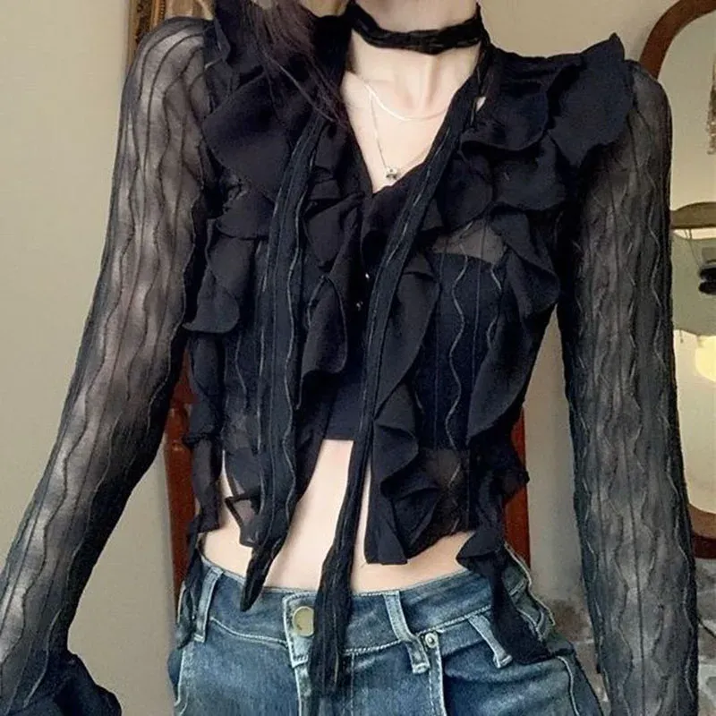 Top Gothique Noir en Mesh et Volants