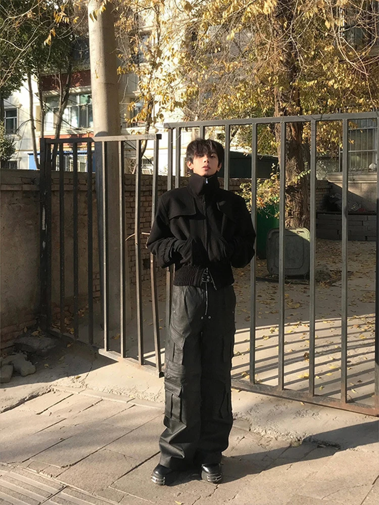 Blouson Techwear à Col Montant – Noir Minimal – Image 3