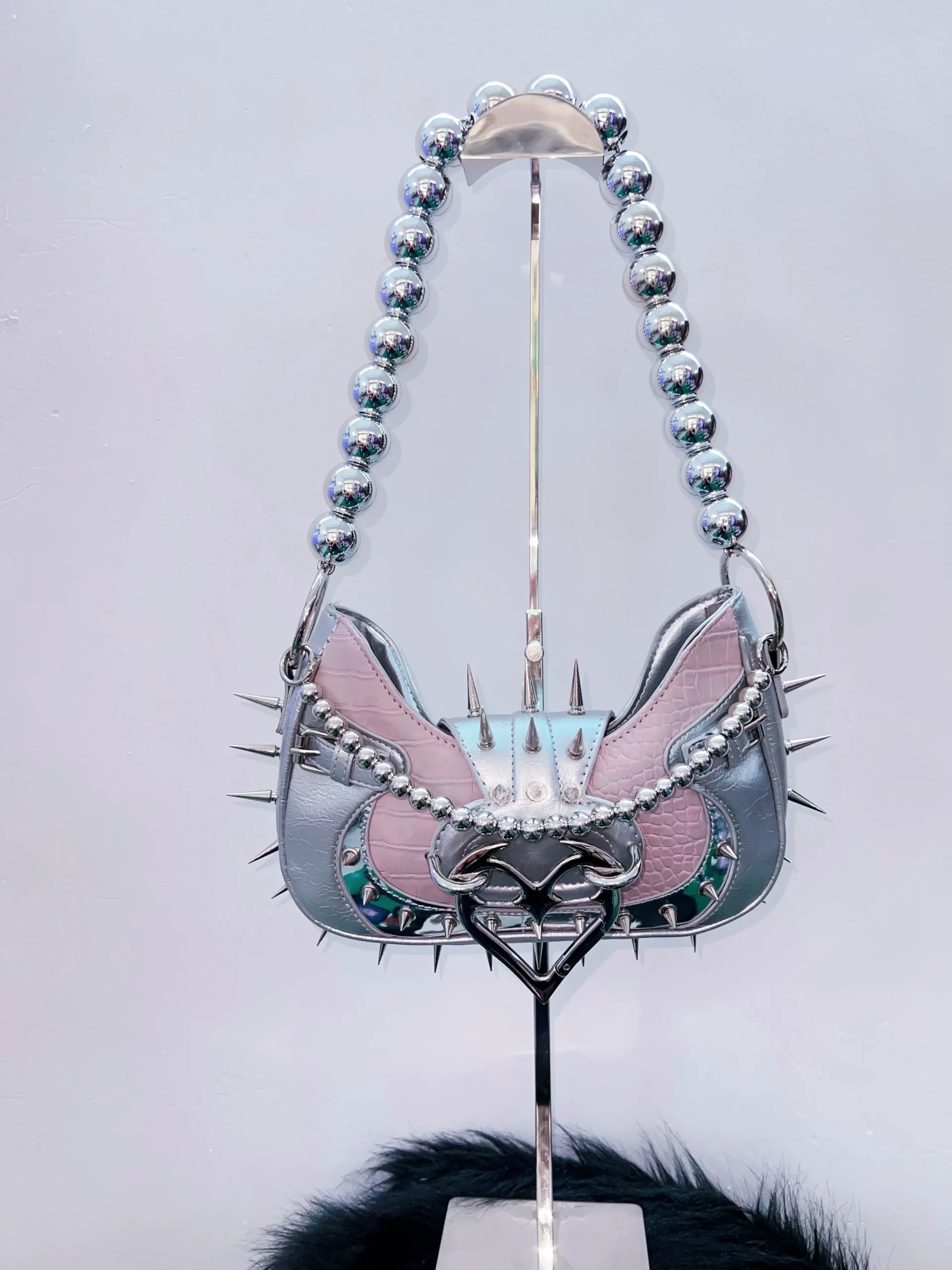 Sac Cybergoth à Rivets – Mini Format Argenté et Rose – Image 2