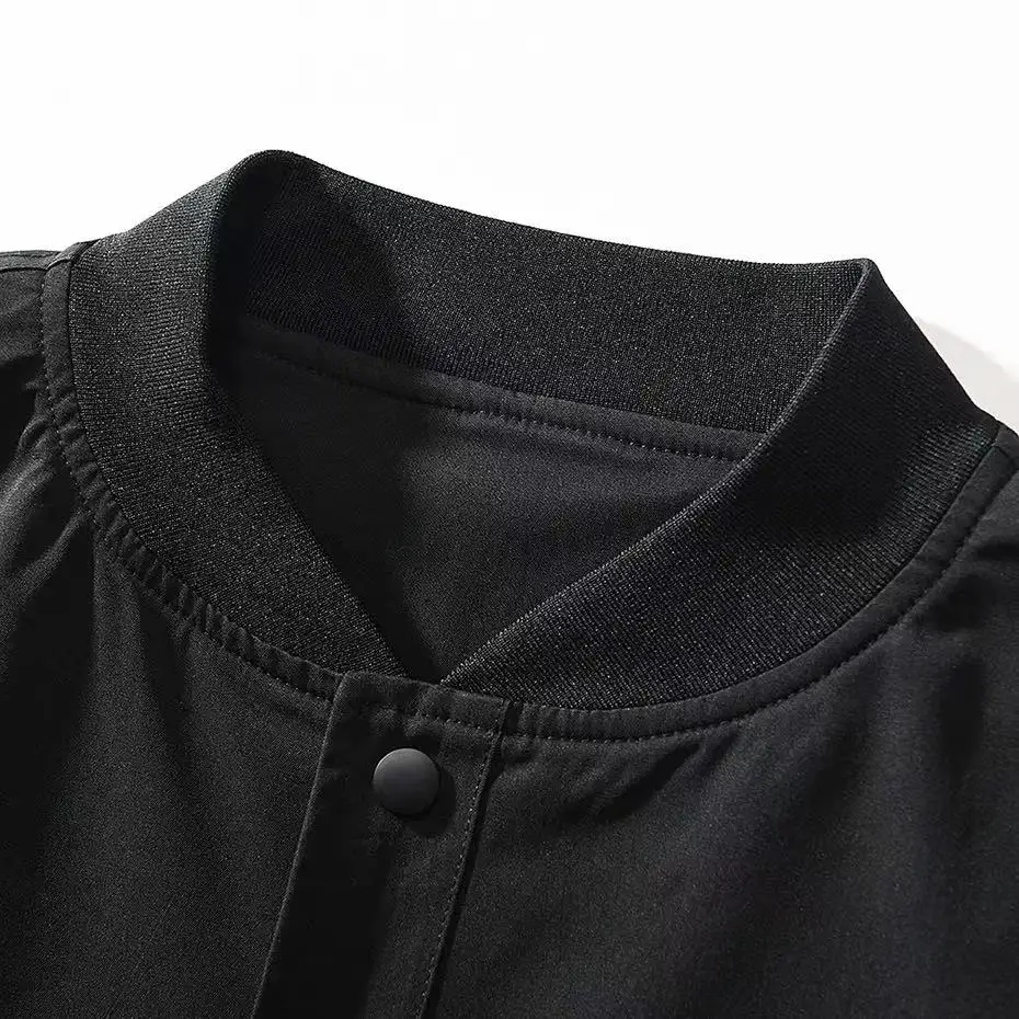 Veste Bomber Techwear Skull – Noir à Écussons – Image 4