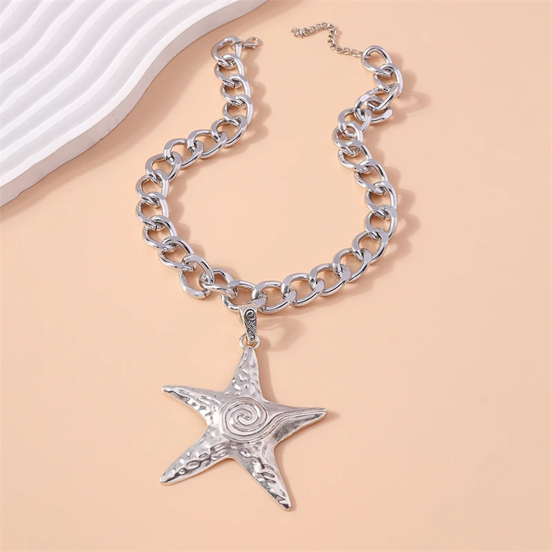 Collier Gothique Grande Étoile – Chaîne Argentée – Image 5