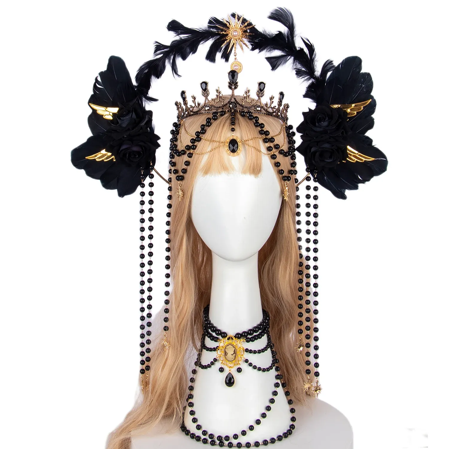 Coiffe Gothique Noire aux Ailes et Plumes