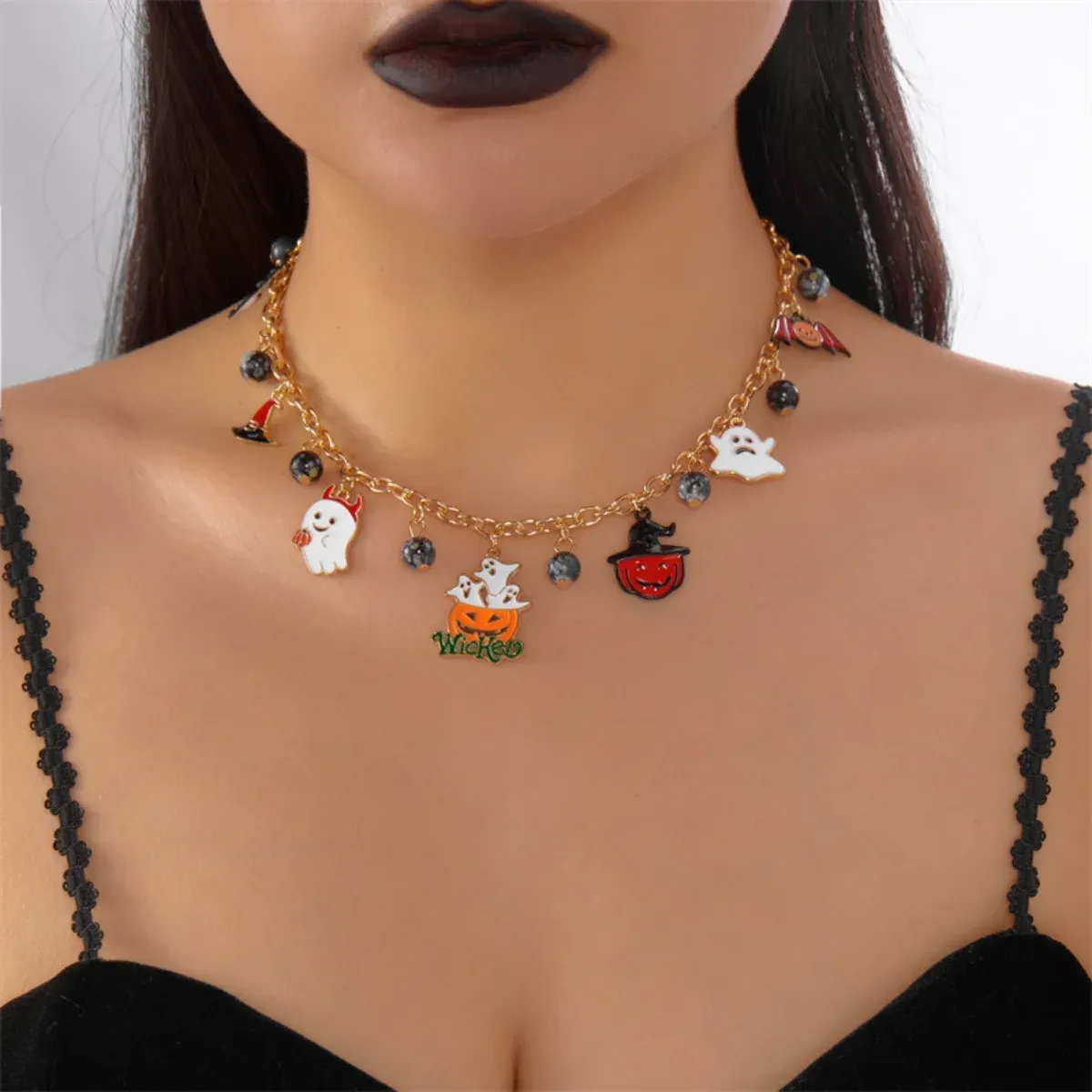 Collier Gothique Halloween – Fantomes Citrouille et Breloques