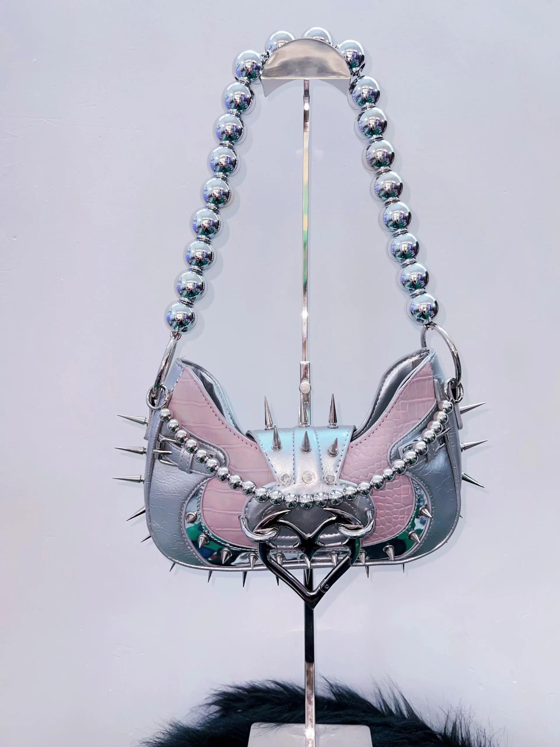 Sac Cybergoth à Rivets – Mini Format Argenté et Rose – Image 3