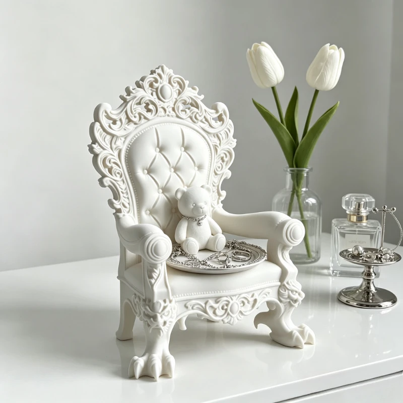 Ornement Gothique en Forme de Trône – Présentoir Blanc