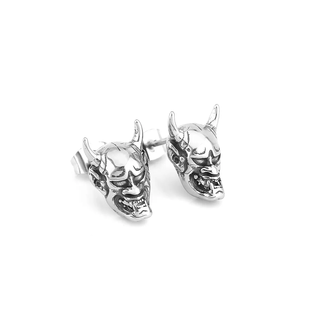 Créoles Gothiques Crâne Fantôme – Paire Argentée – Image 6