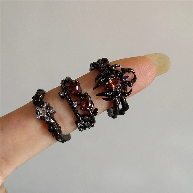 Bague Gothique Araignée – Cristal Noir