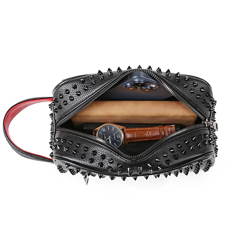 Pochette Cyberpunk Noire à Rivets – Version All Black – Image 6