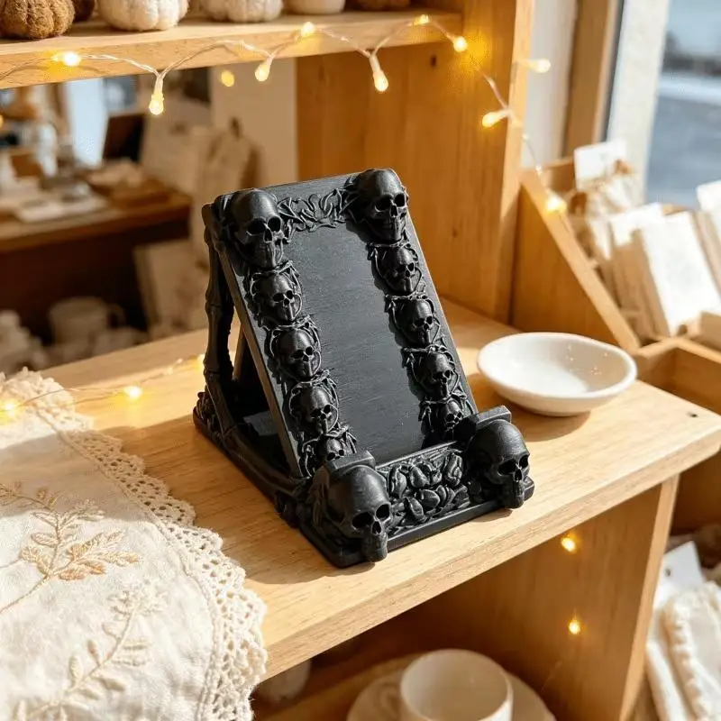 Support de Téléphone Gothique Crânes – Bureau Sombre