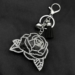 Porte-Clés Gothique Rose Noire – Strass et Pampille