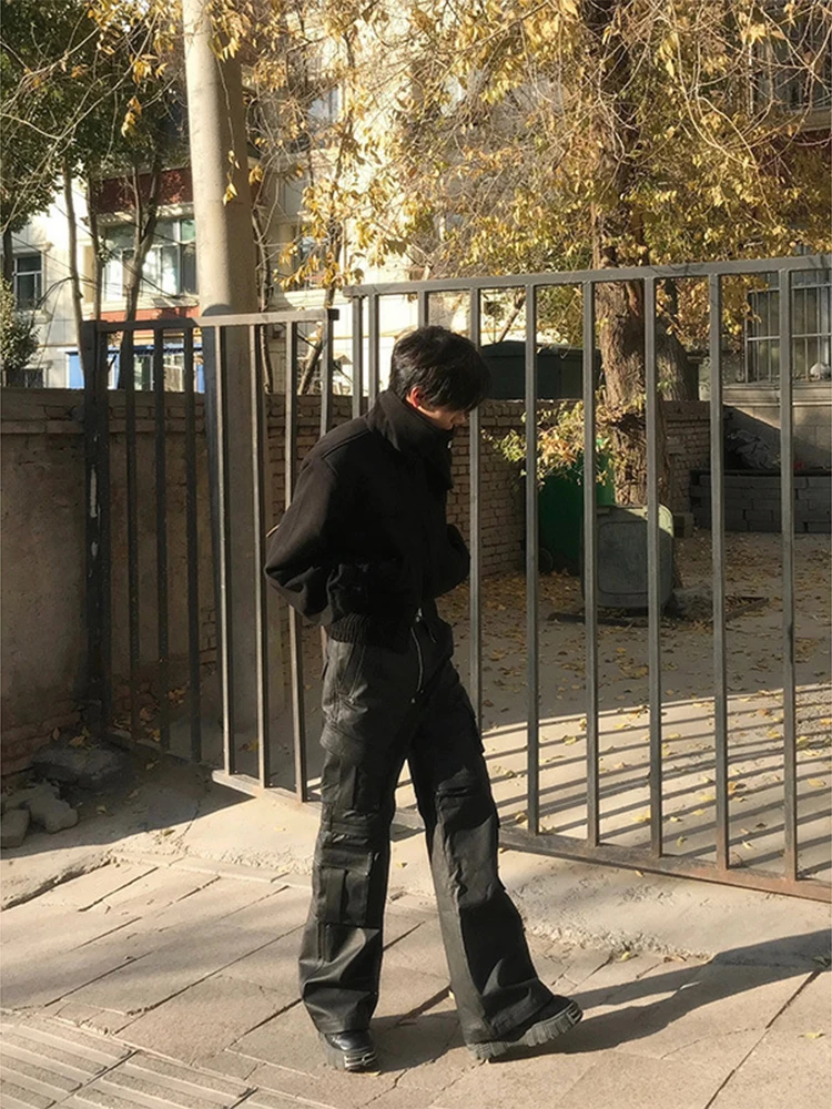 Blouson Techwear à Col Montant – Noir Minimal – Image 4