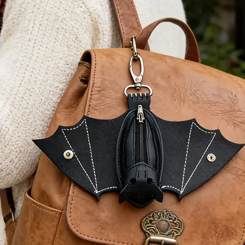 Porte-Monnaie Gothique Chauve-Souris – Pochette en Similicuir