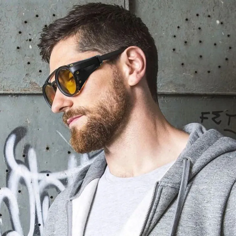 Lunettes Steampunk Rondes Noires – Rivets Dorés – Image 2