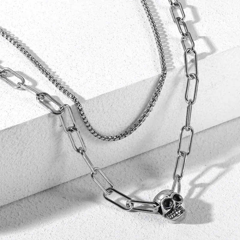 Choker Double Chaîne avec Crâne Argenté