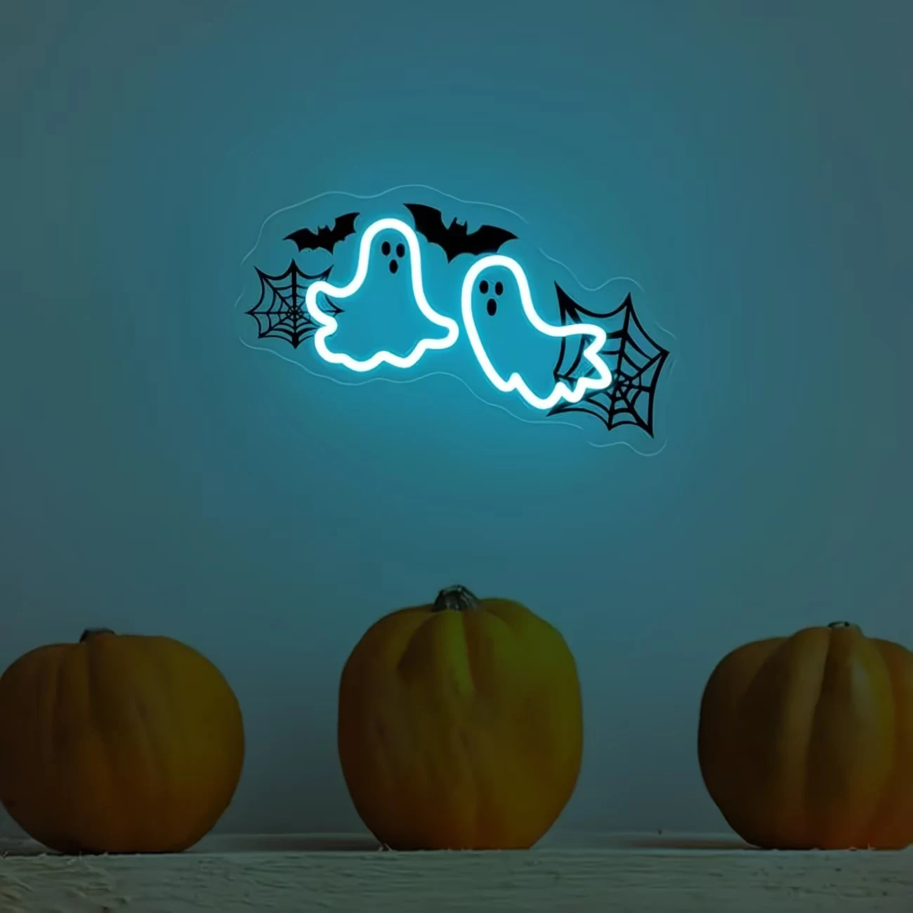 Enseigne LED Fantômes & Chauves-Souris Bleue – Déco Gothique USB