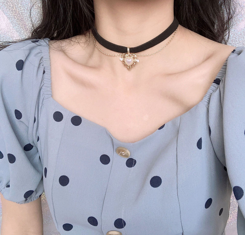 Choker Gothique en Velours Noir – Cœur Baroque – Image 3