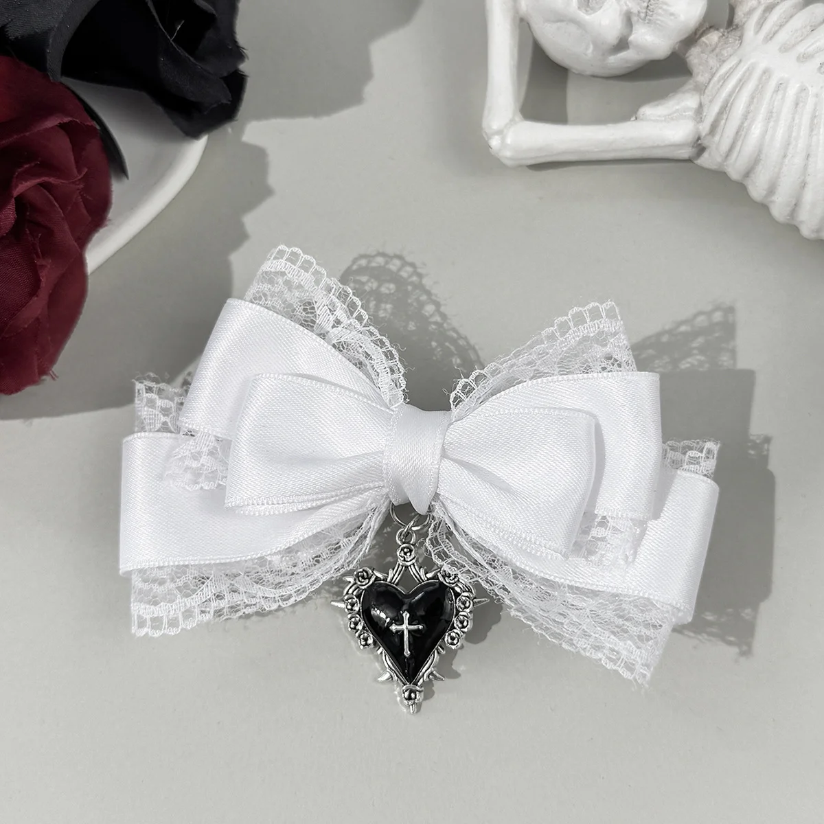 Barrette Heart Bow