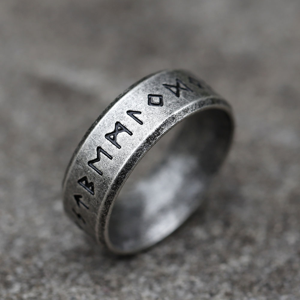 Bague Viking à Runes – Pierre Chocolat