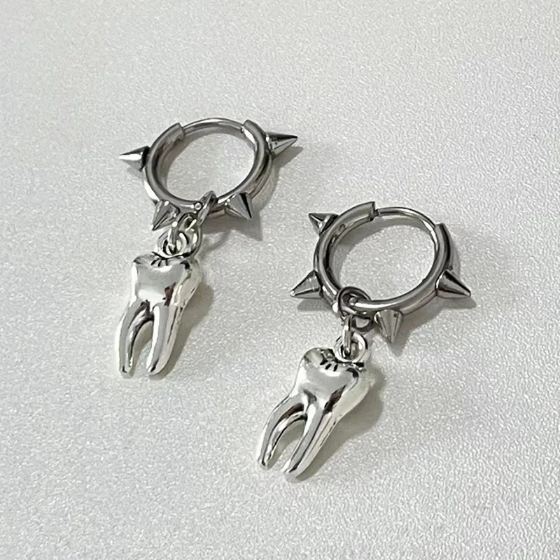 Boucles Tooth Spike